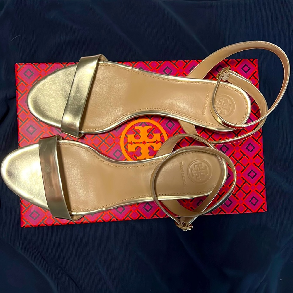 Toy Burch Elizabeth Sandals